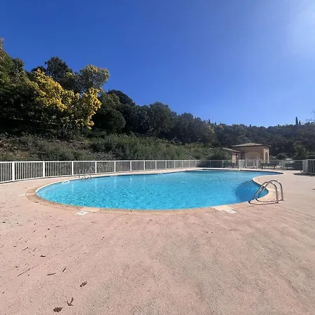 Avec Terrasse Et Piscine, 2 Pieces, 4 Couchages, A - Fr-1-226b-206